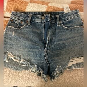 Abercrombie & Fitch Annie High Rise Short
